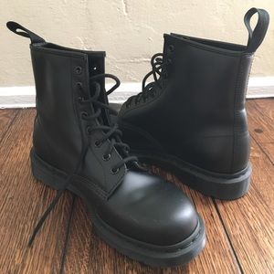 Dr Martens - 1460 Mono (black womens sz 11)